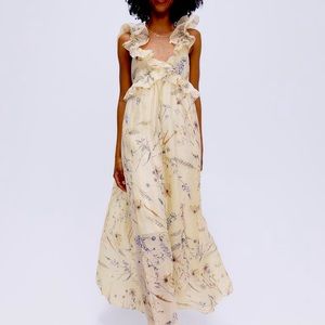 H and M lyocell blend ruffled dress in ivory NWT